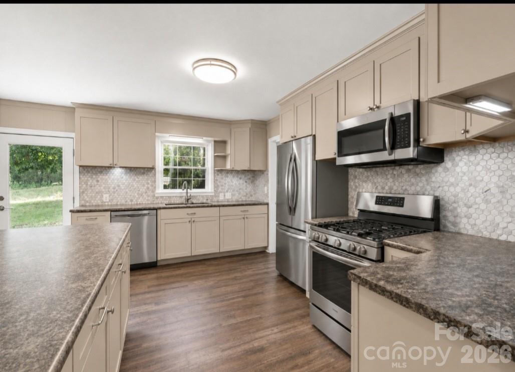 Single Family Residence at 615 Fernwood Drive, Albemarle, photo 11 of 24