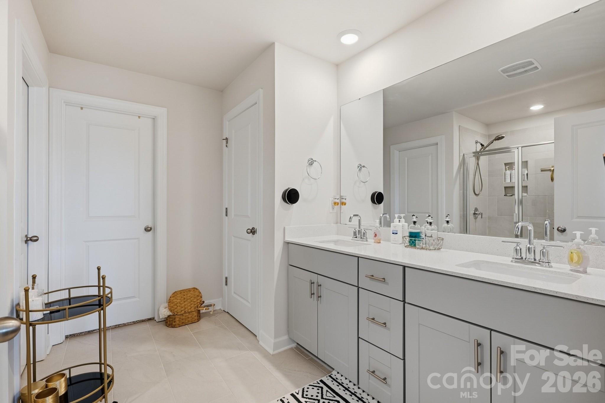 Master Bathroom - 571 Palmarosa Street, Fort Mill