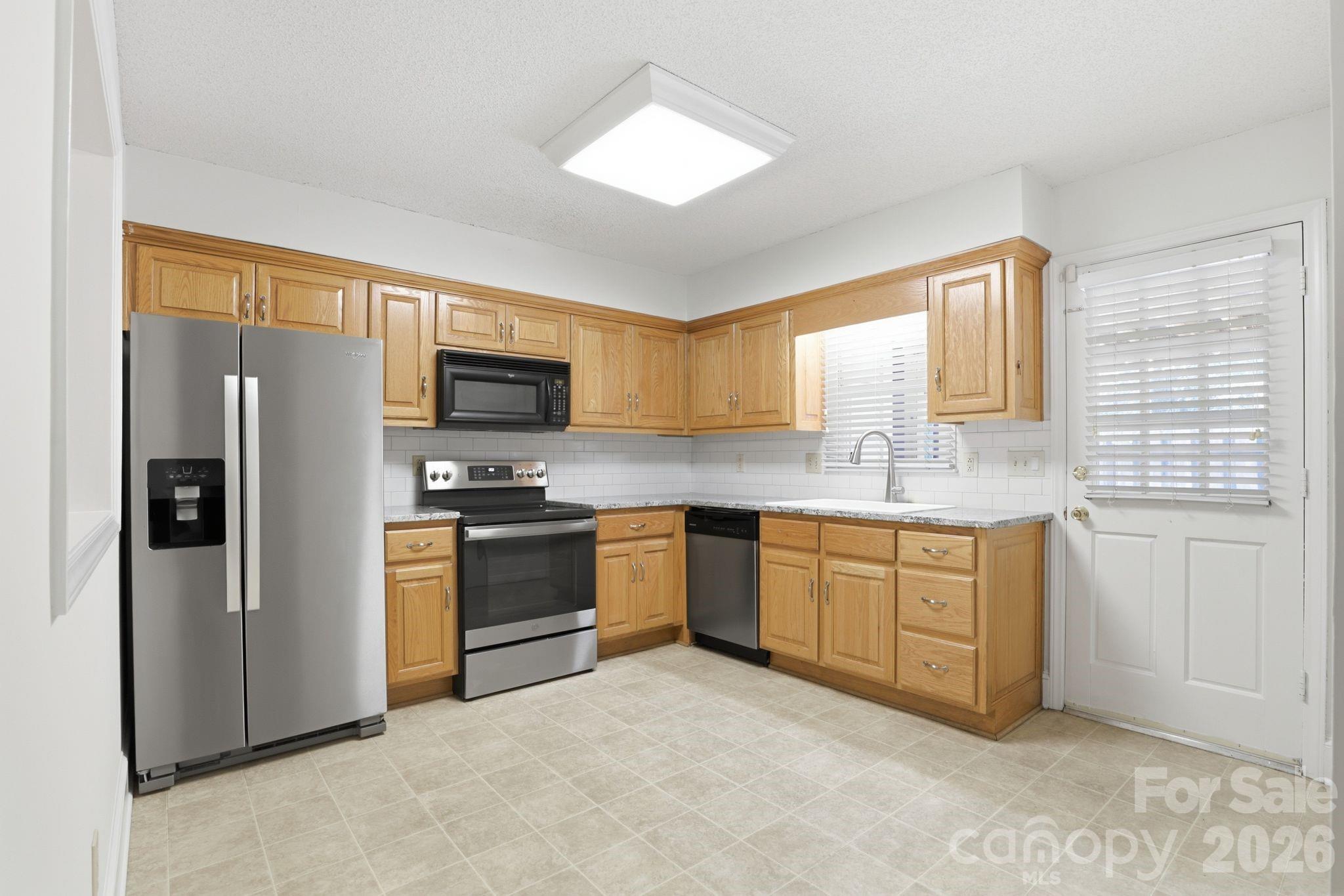Condominium at 2500 Round Table Road, Monroe, photo 8 of 29