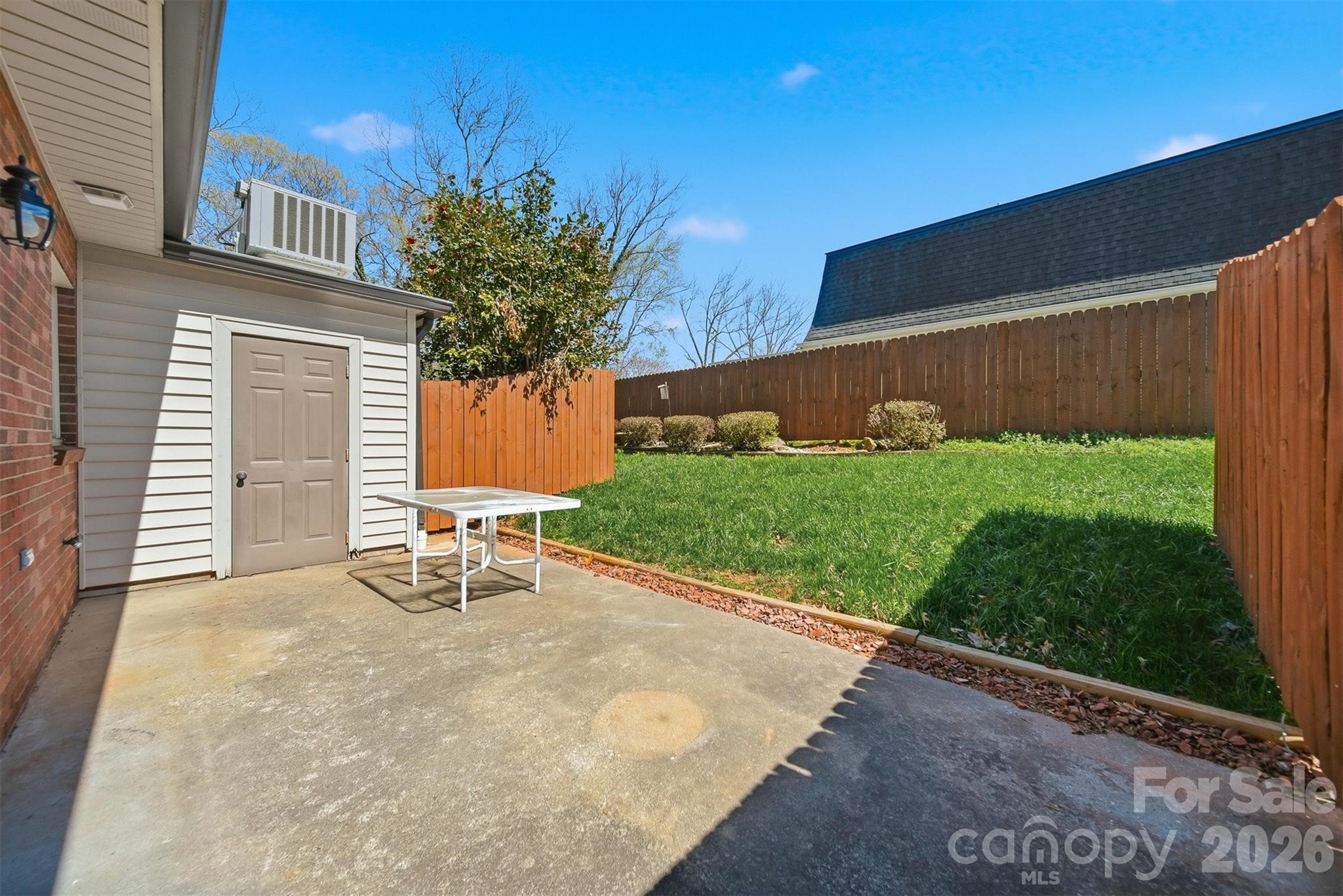 Condominium at 414 7th Street NE, Hickory, photo 28 of 36