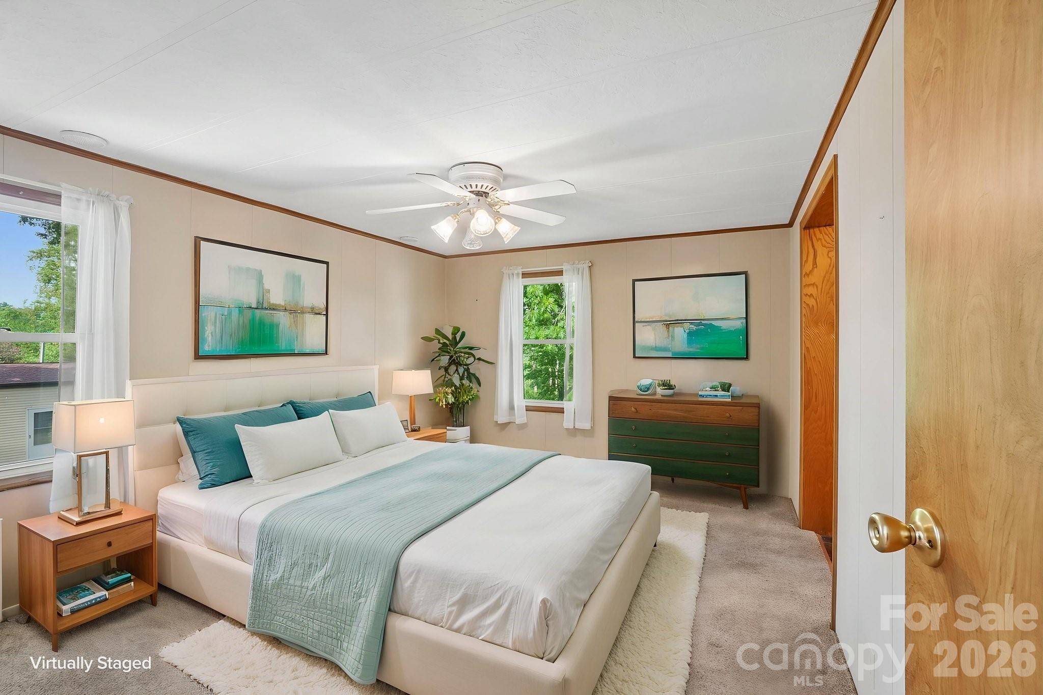 Single Family Residence at 303 Meadowbrook Court, Hendersonville, photo 15 of 43