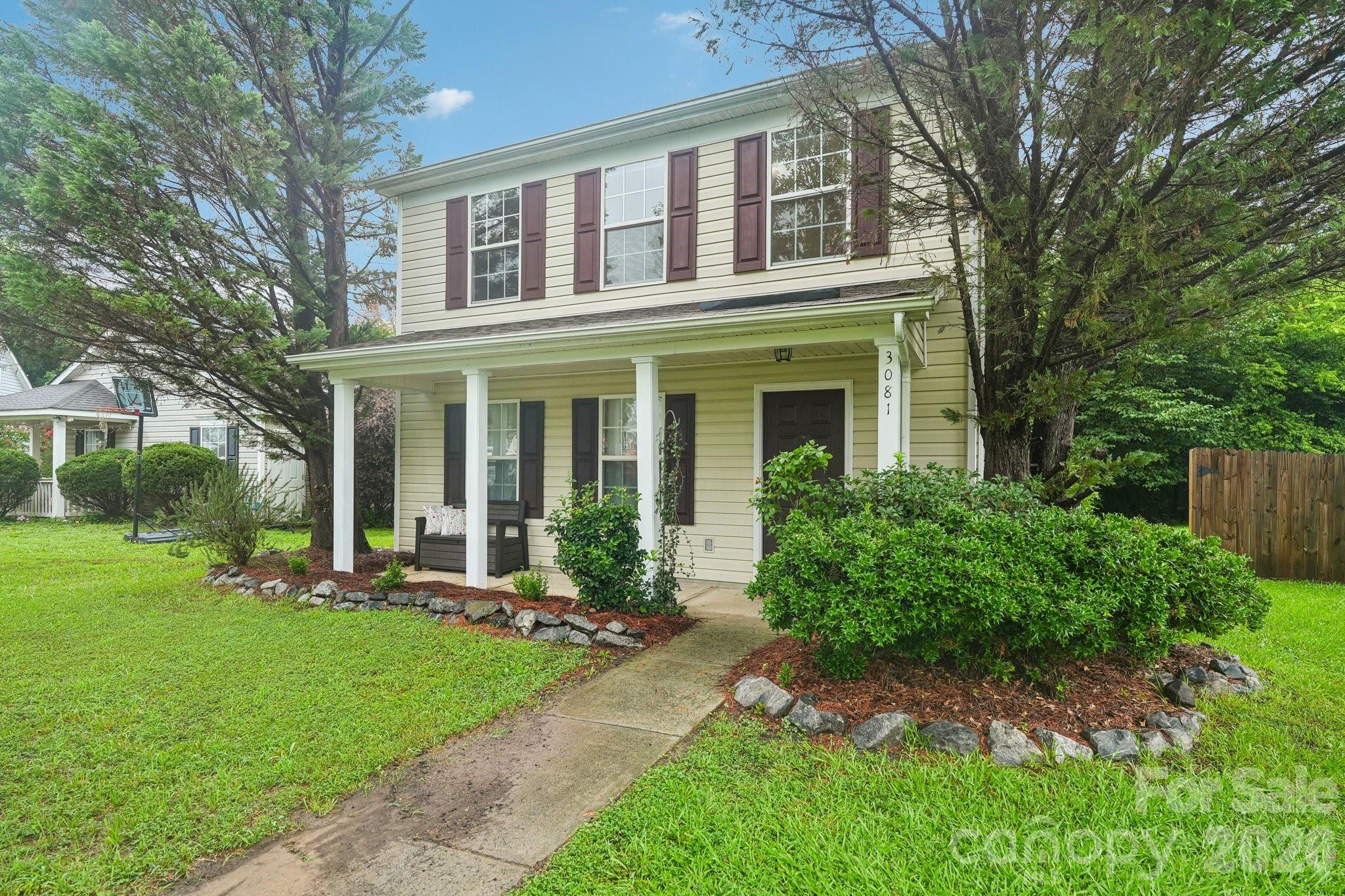 Single Family Residence at 3081 Rockingham Court SW, Concord, photo 2 of 48