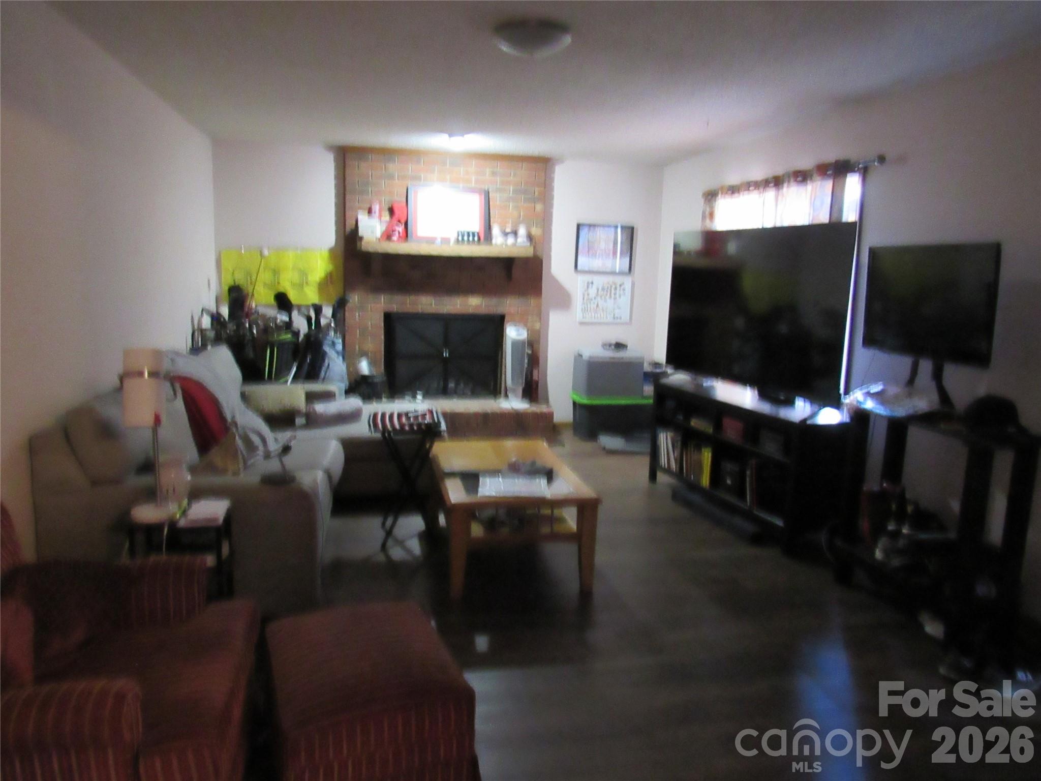 Townhouse at 106 Neely Court, Rock Hill, photo 3 of 10