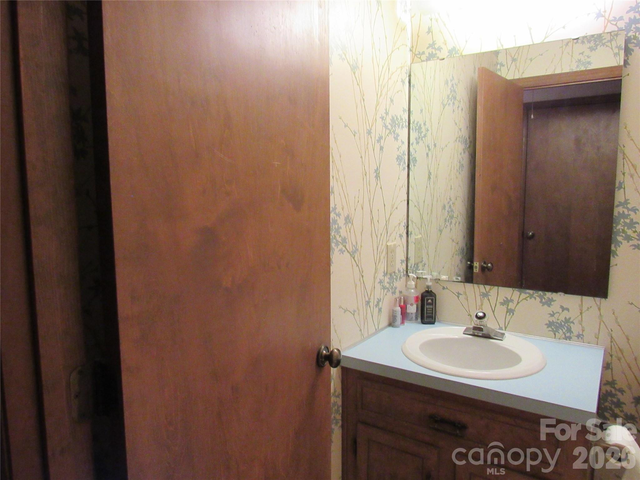 Townhouse at 106 Neely Court, Rock Hill, photo 6 of 10
