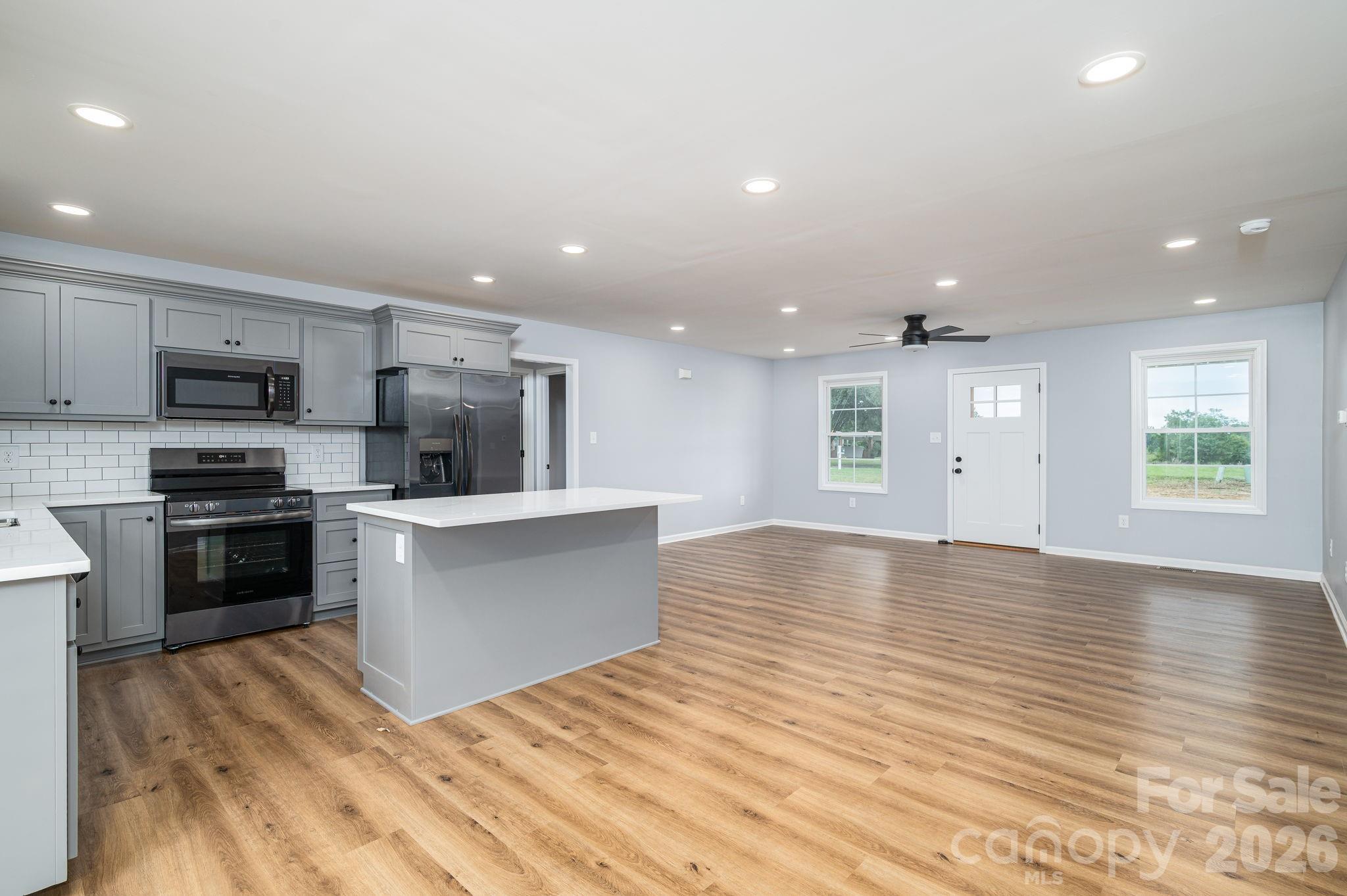 Great Room - 307 Northbrook III School Road, Vale
