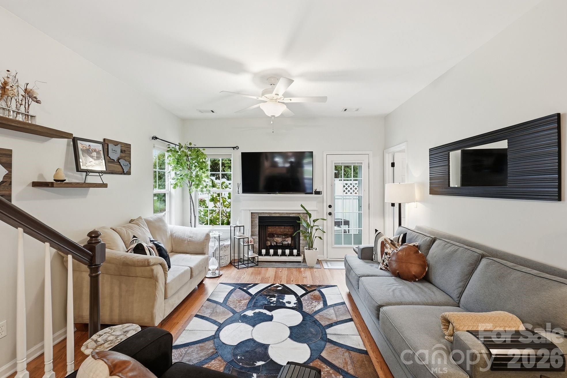 Great Room with gas log fireplace - 203 Tail Race Lane, Fort Mill