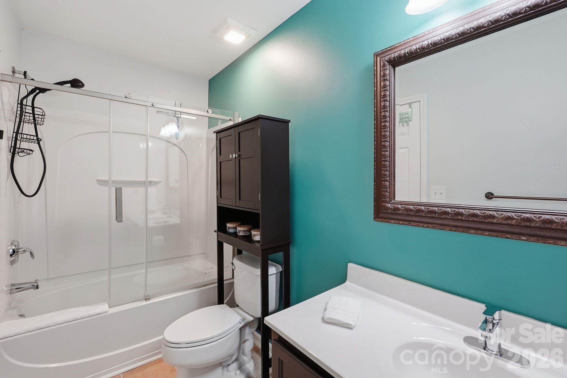 Full Bathroom #2 - 203 Tail Race Lane, Fort Mill