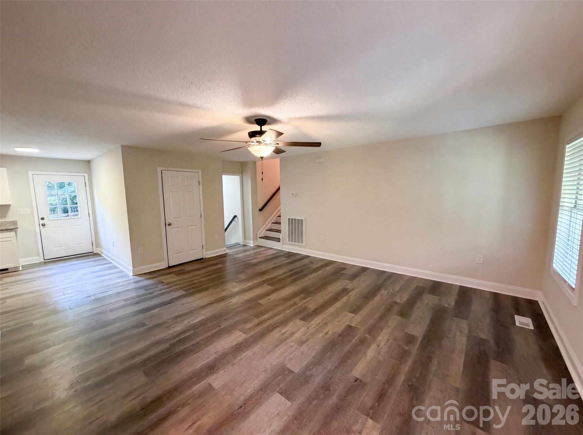 Single Family Residence at 930 Marshall Drive, Concord, photo 3 of 22