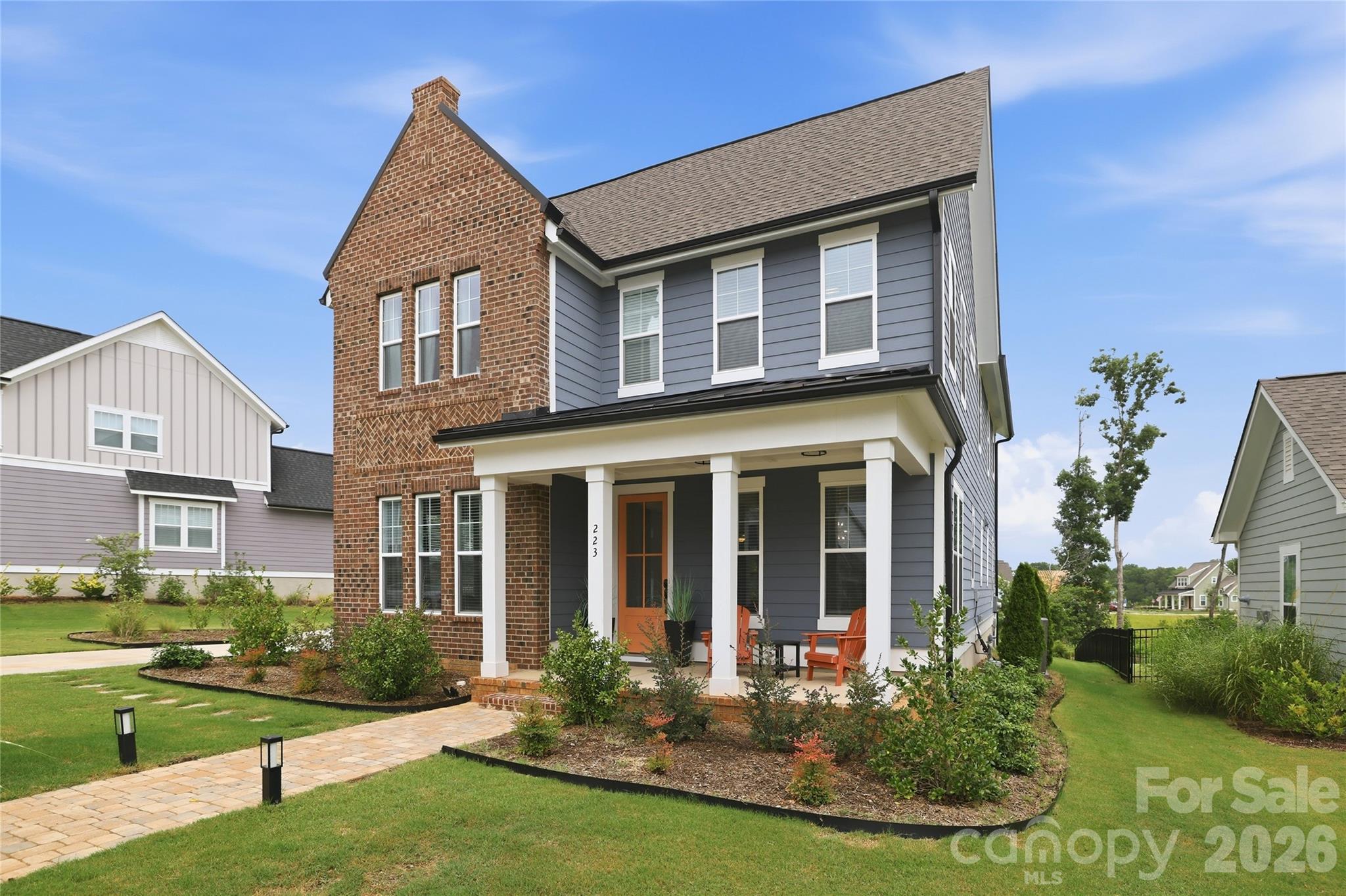 Single Family Residence at 223 Parkland Avenue, Rock Hill, photo 2 of 45