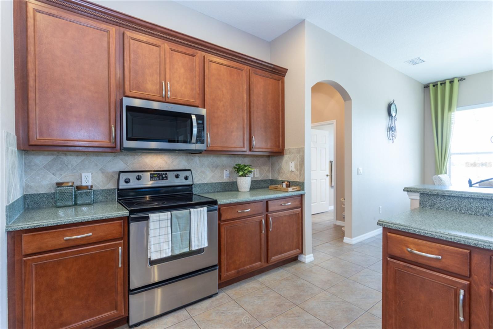 Single Family Residence at 6 S LAKEWALK DR, PALM COAST, photo 19 of 65