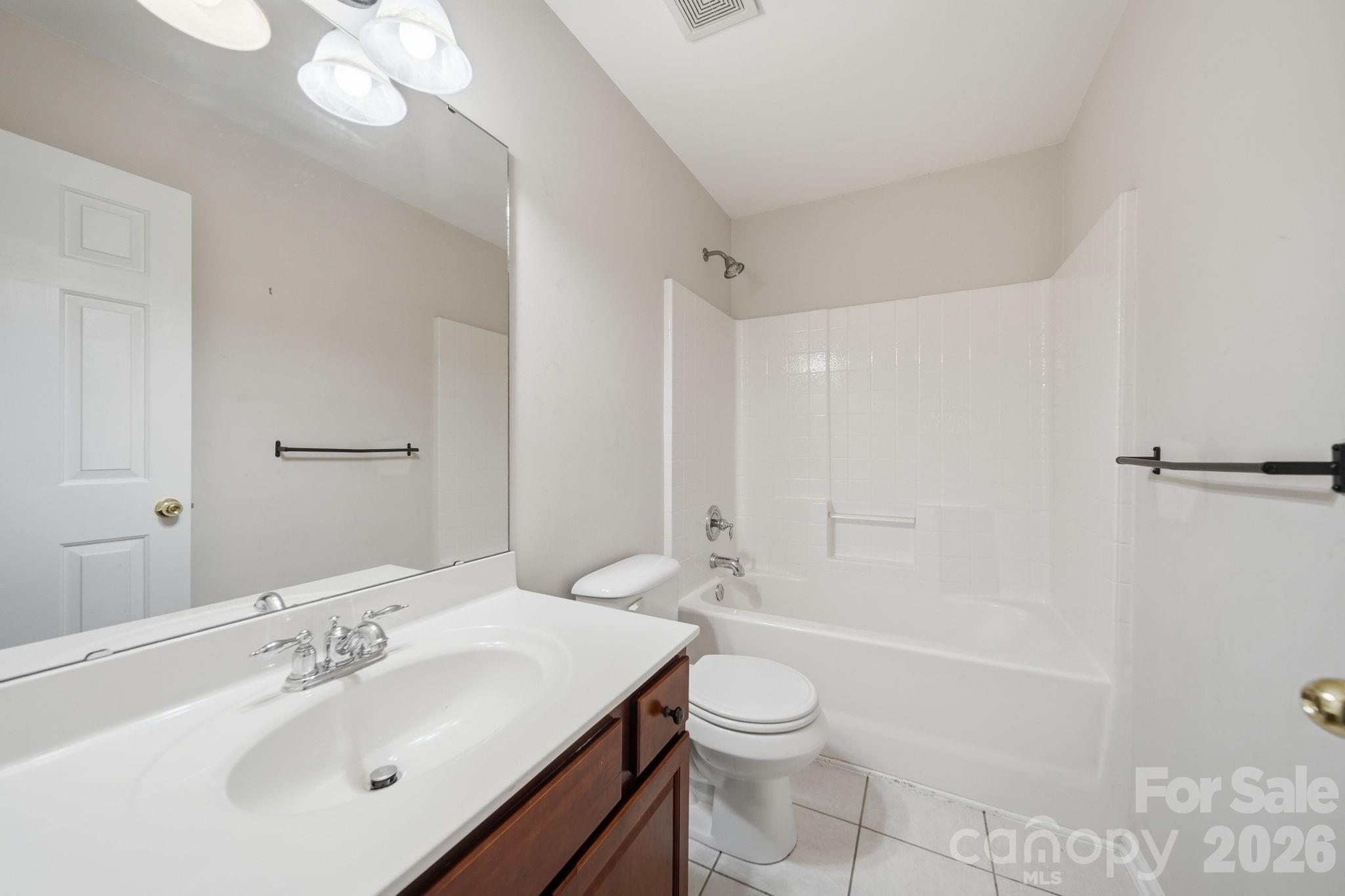 Single Family Residence at 1658 Lillywood Lane, Indian Land, photo 18 of 36