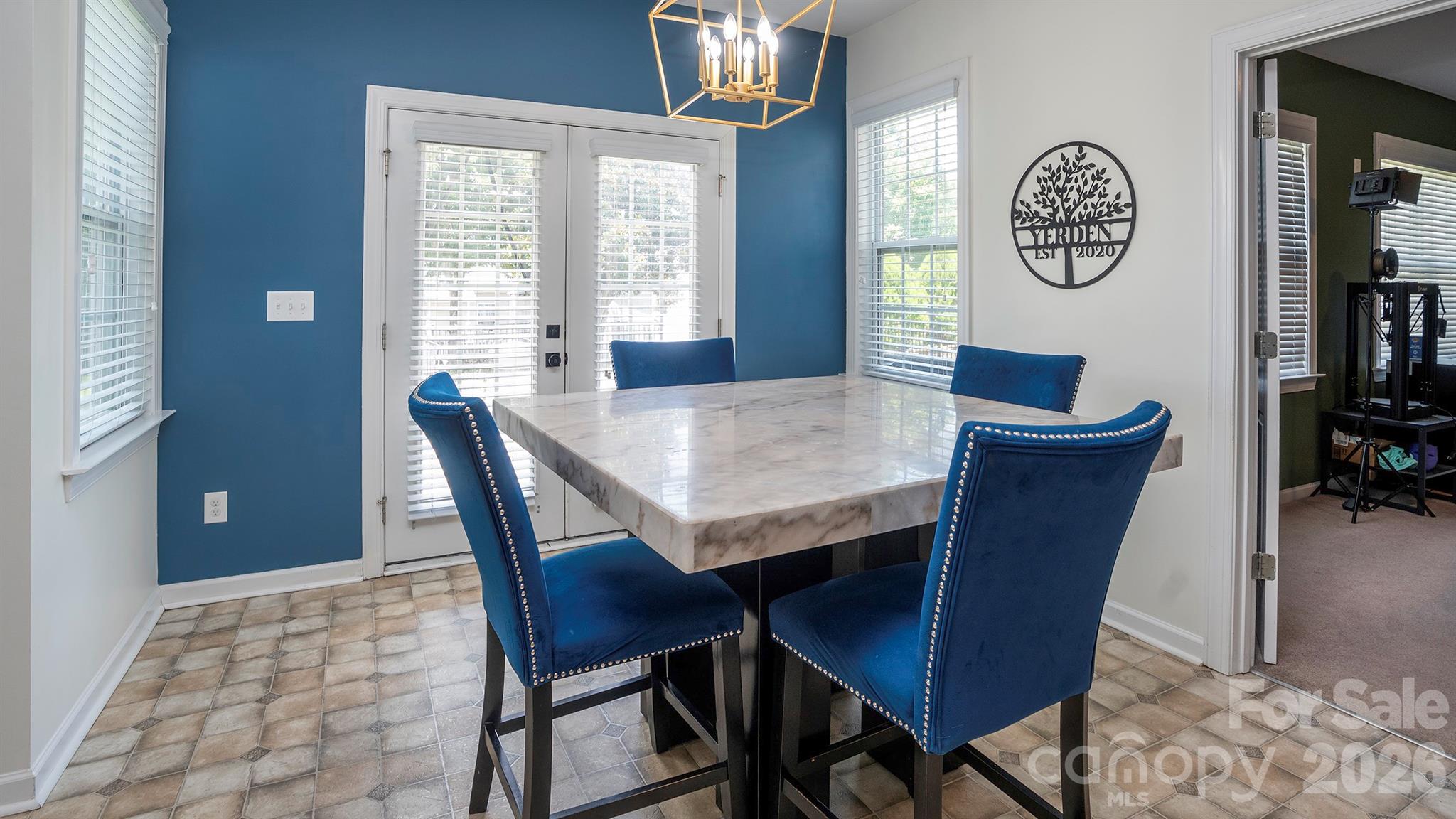 Single Family Residence at 1601 Bay Meadows Avenue NW, Concord, photo 10 of 22