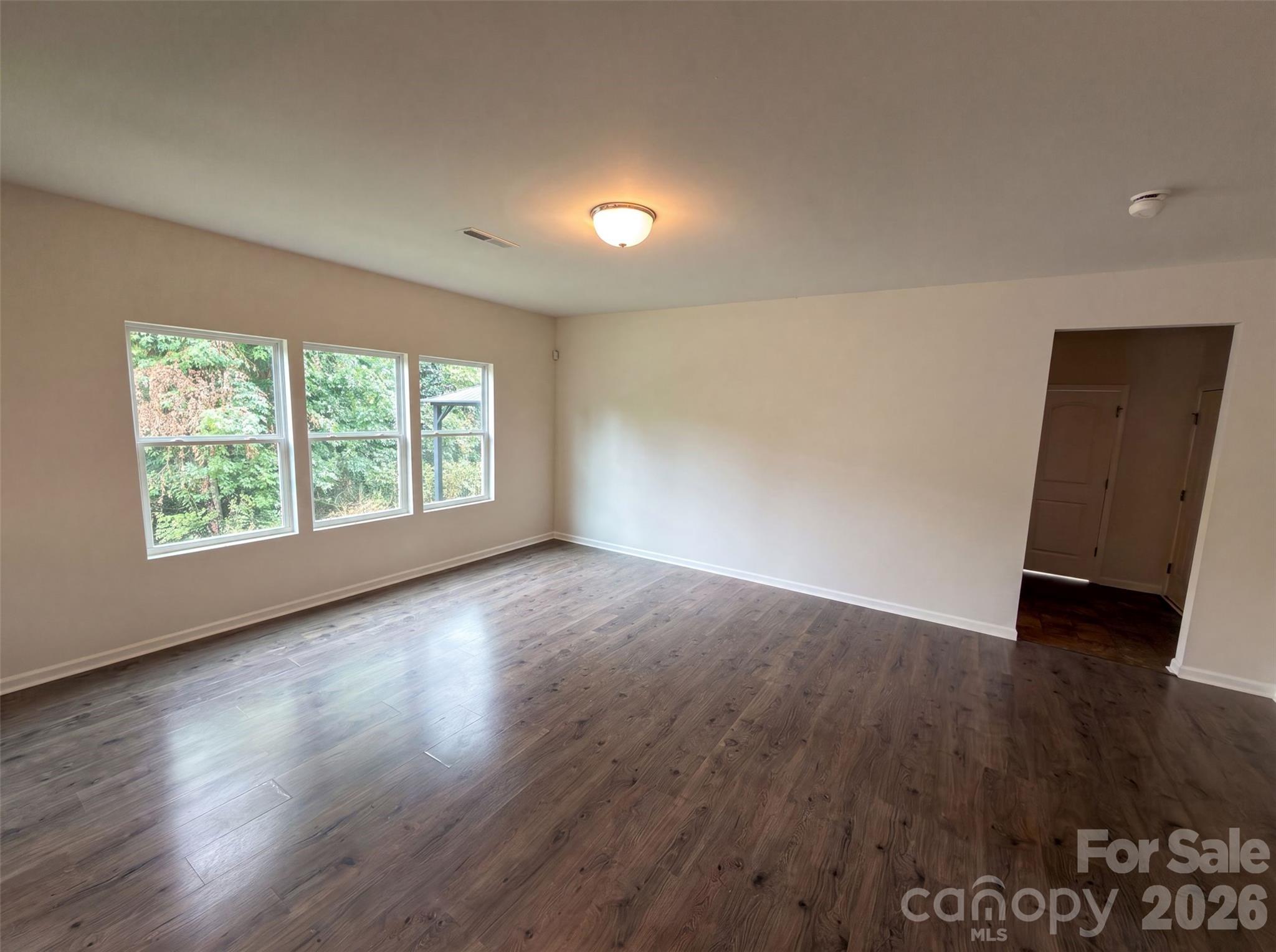 Single Family Residence at 5627 Barclay Court, Fort Mill, photo 6 of 19