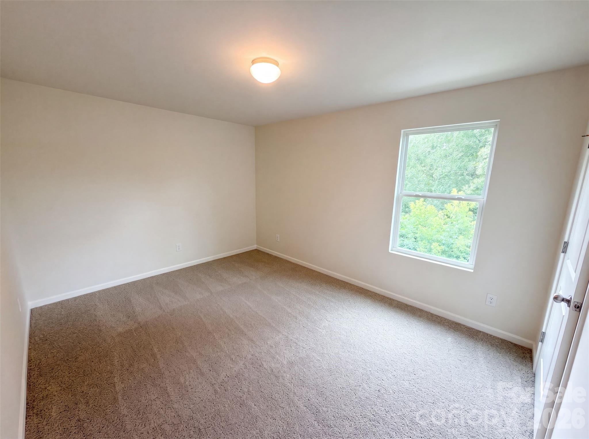Single Family Residence at 5627 Barclay Court, Fort Mill, photo 11 of 19