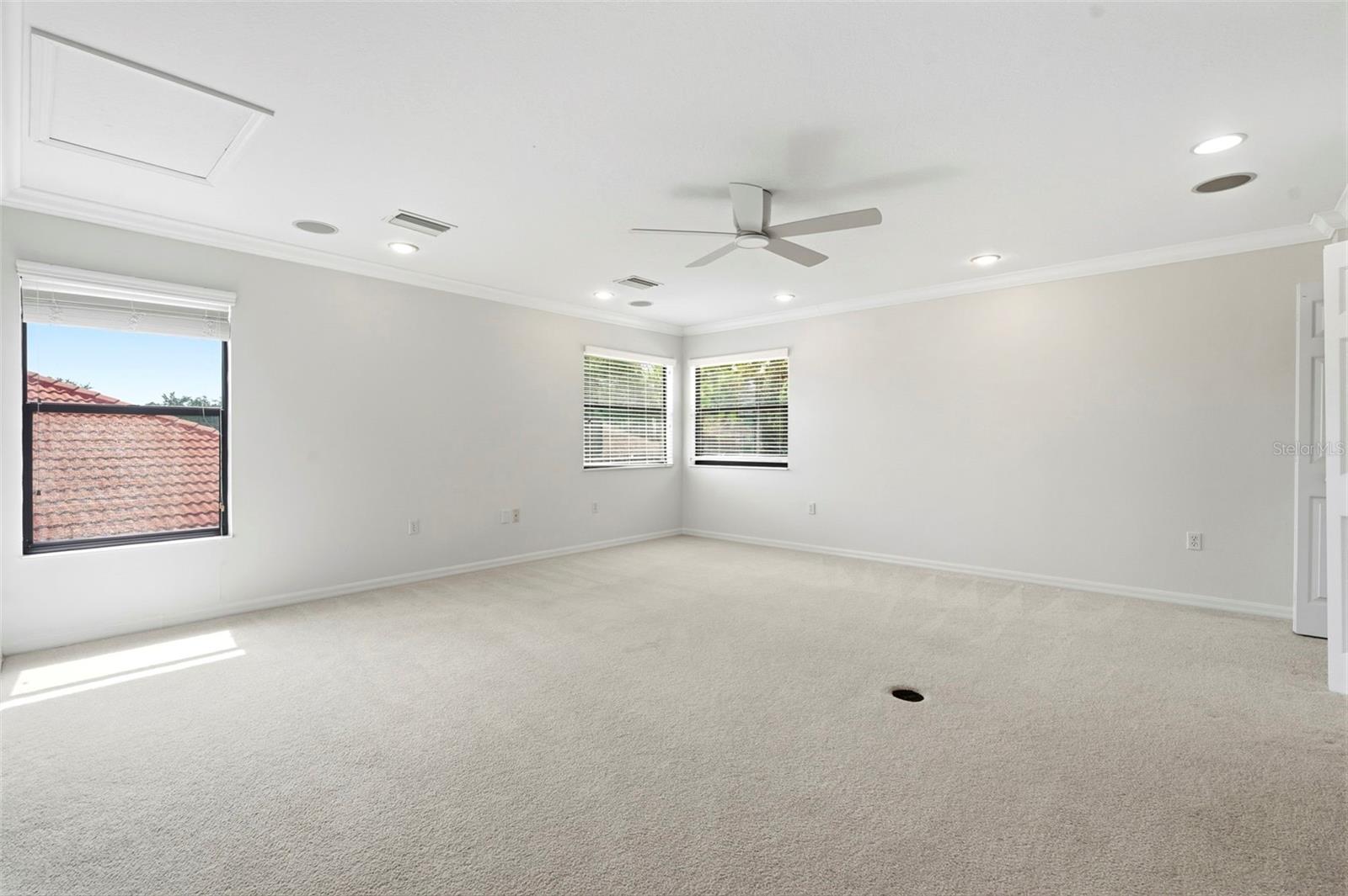 Versatile Upstairs Bonus Room - 13860 SIENA LOOP, BRADENTON