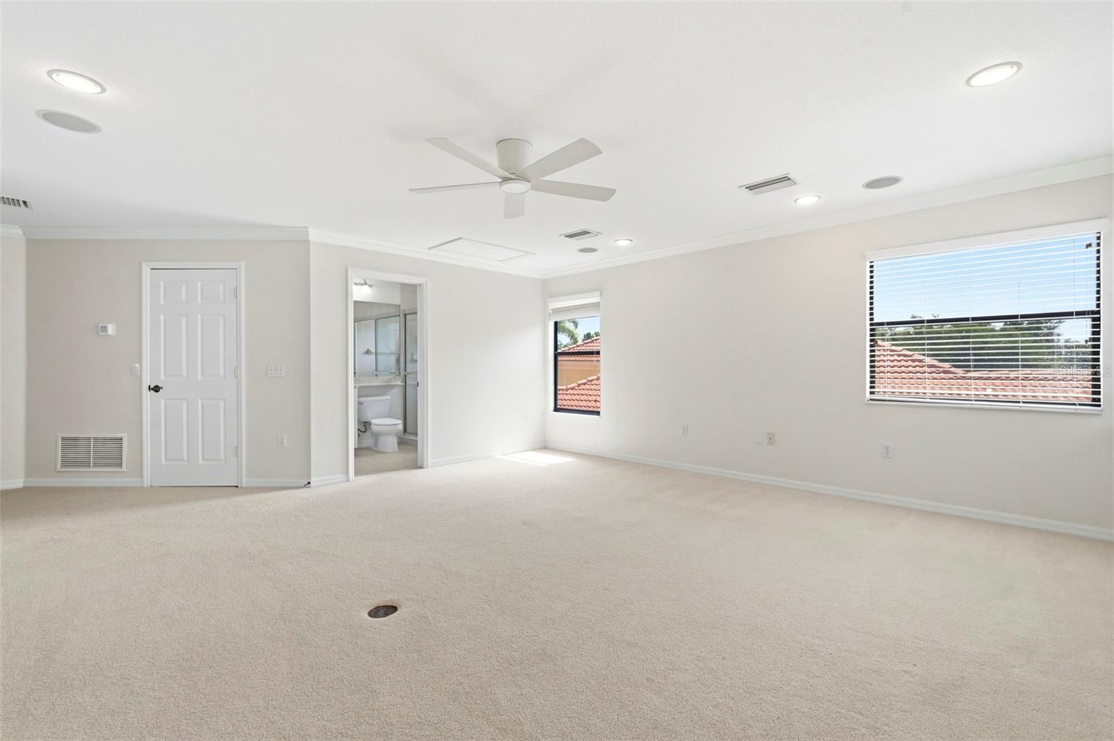 Versatile Upstairs Bonus Room - 13860 SIENA LOOP, BRADENTON