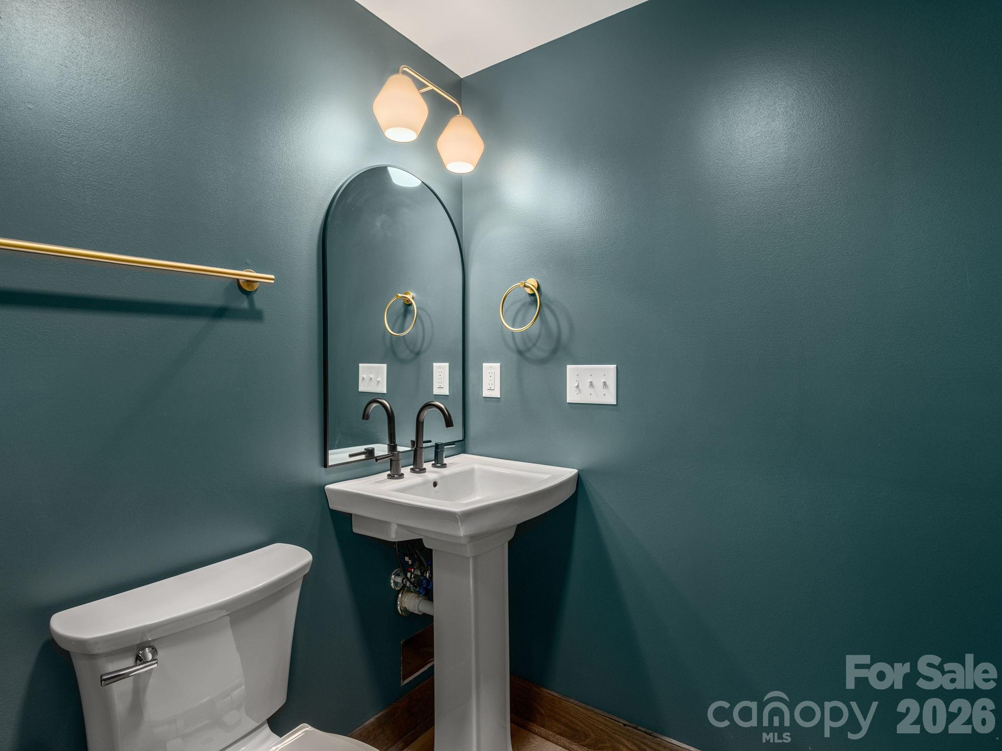 Single Family Residence at 78 Travis Street, Clyde, photo 6 of 20