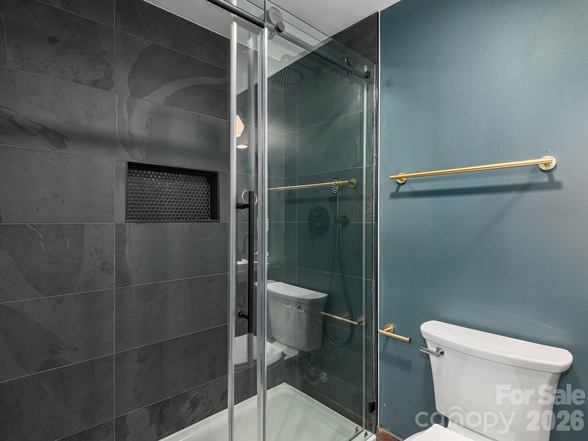 Single Family Residence at 78 Travis Street, Clyde, photo 7 of 20