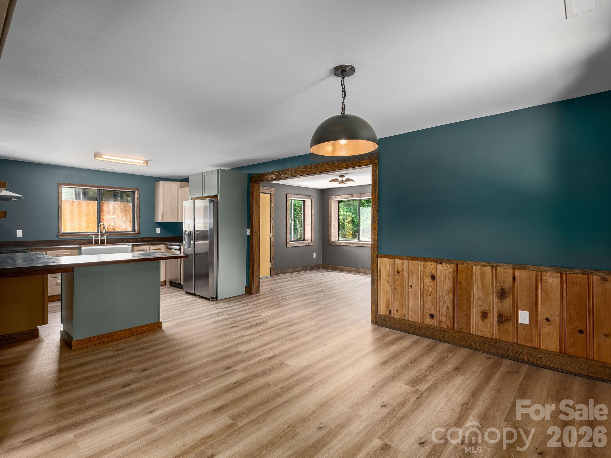 Single Family Residence at 78 Travis Street, Clyde, photo 8 of 20