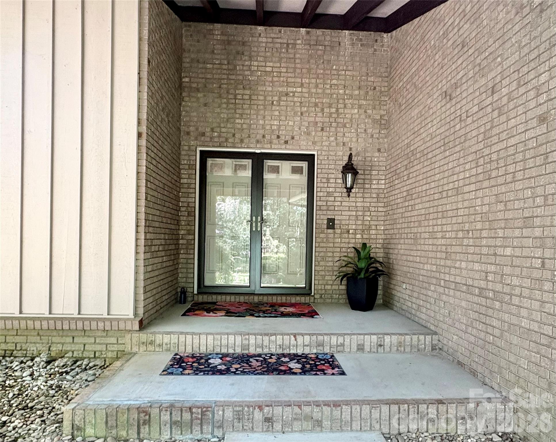 Grand Front Entrance, double doors & covered patio - 115 Woodhaven Drive, Hendersonville