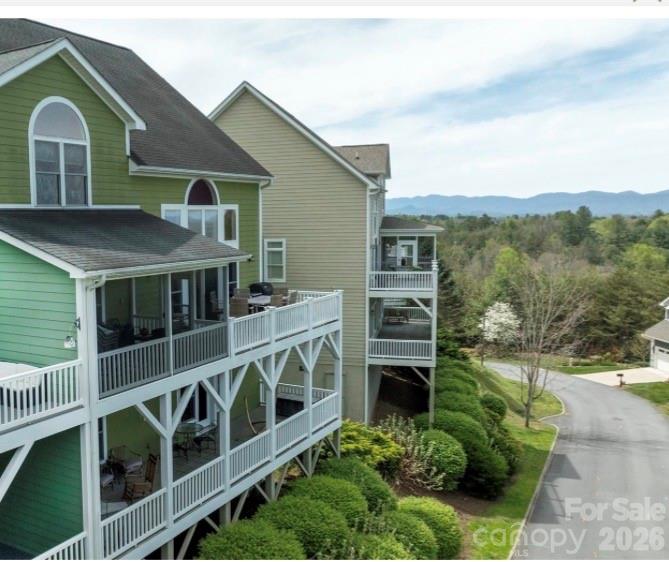 Townhouse at 5 Gemini Heights, Weaverville, photo 43 of 47
