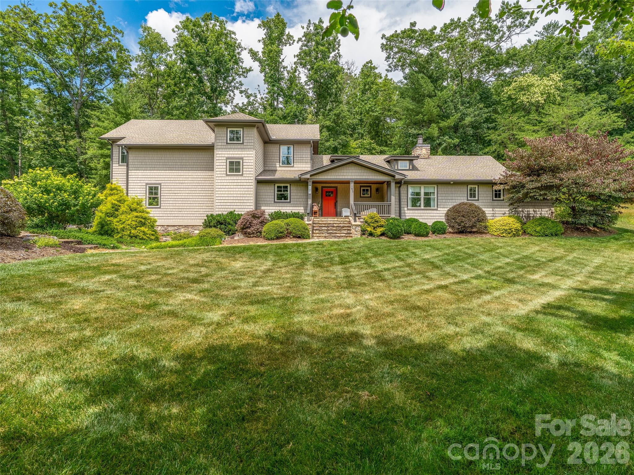 Single Family Residence at 101 Glen Trillium Drive, Fletcher, photo 2 of 39
