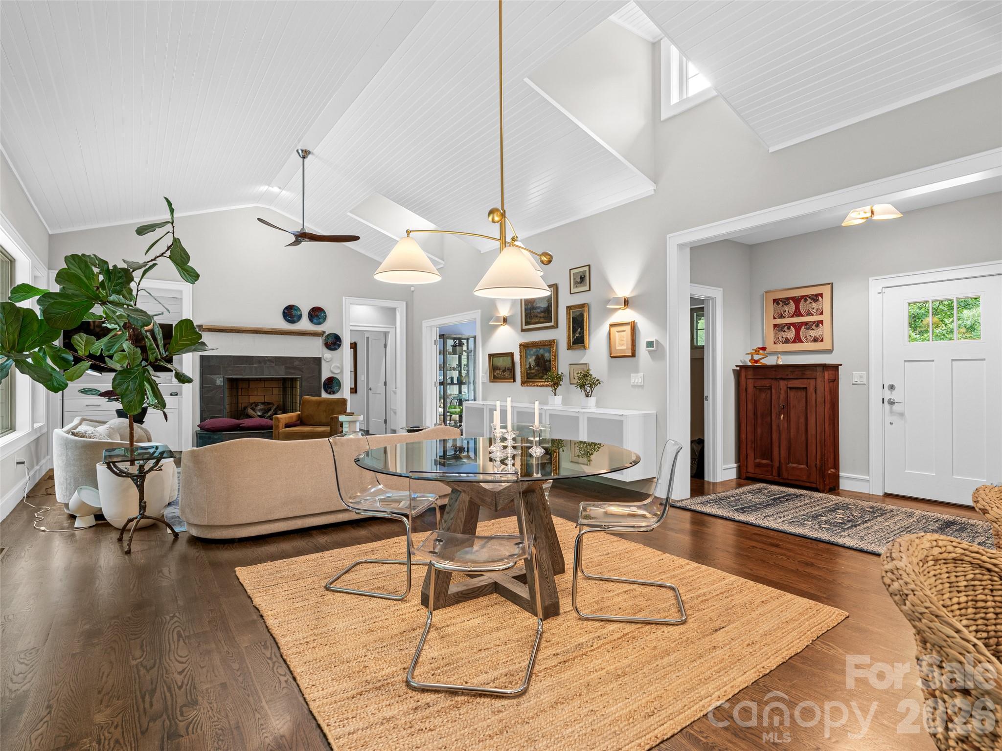 Single Family Residence at 101 Glen Trillium Drive, Fletcher, photo 8 of 39