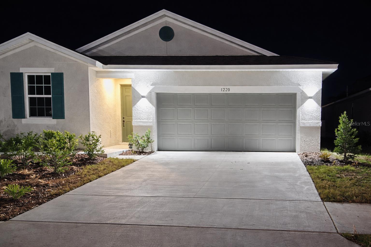 Single Family Residence at 1220 MATTIE POINTE BLVD, AUBURNDALE