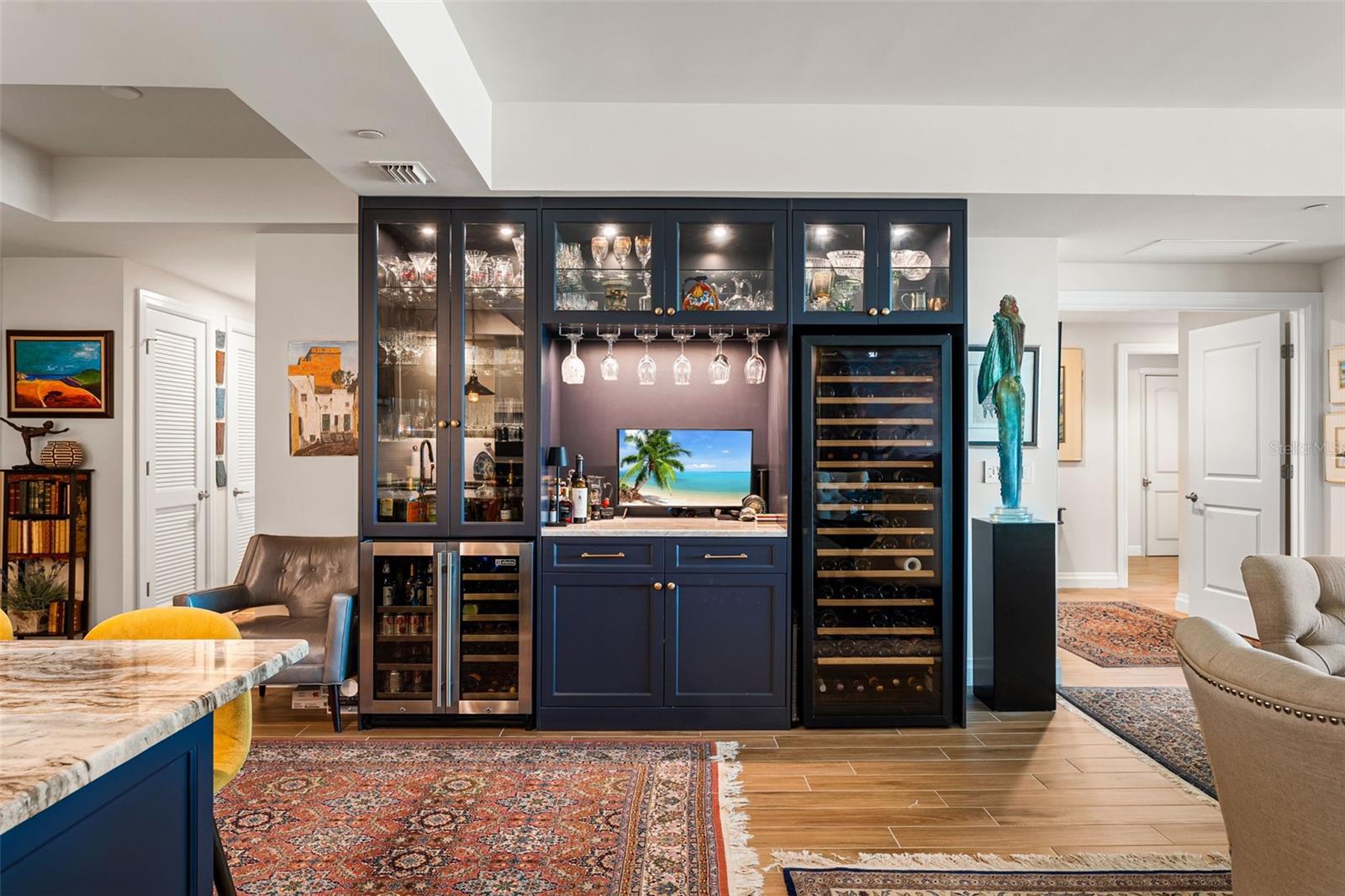 Custom wine bar - 795 COLLANY RD #204, TIERRA VERDE