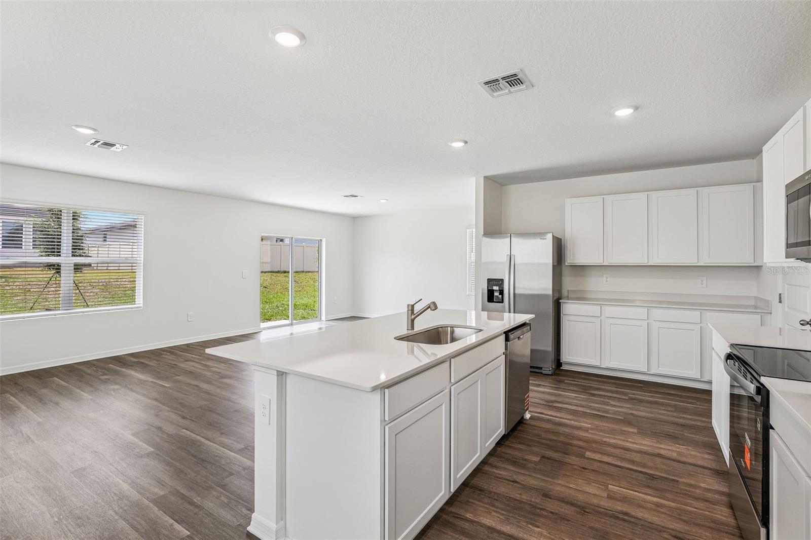 Single Family Residence at 4221 BIXBY BRIDGE PL, DAVENPORT, photo 6 of 35