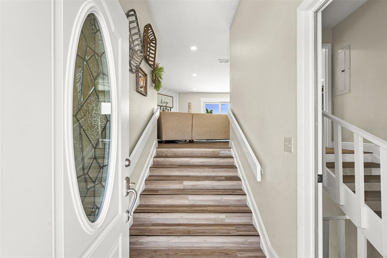 Single Family Residence at 5404 BAY STATE RD, PALMETTO, photo 3 of 51