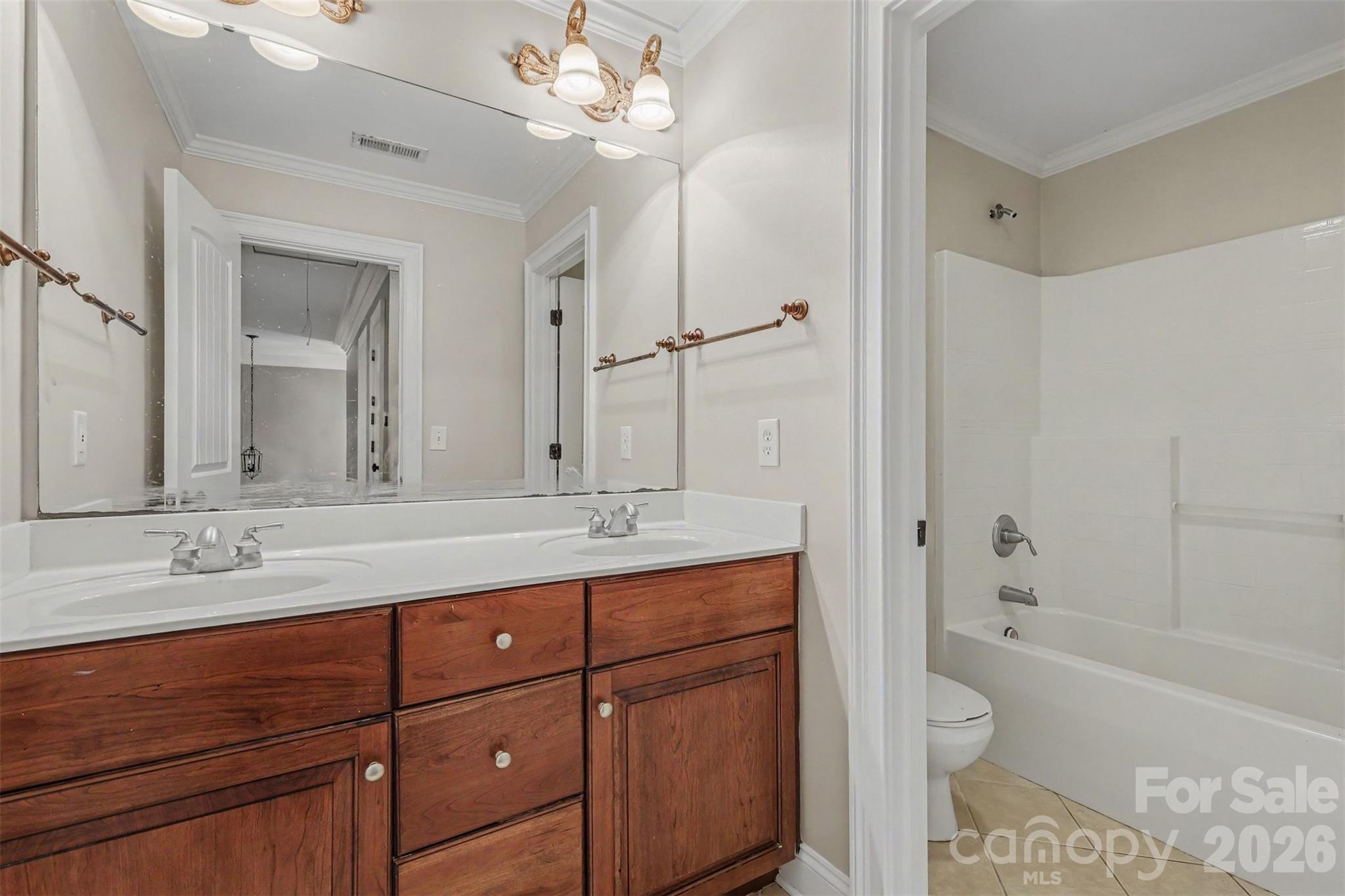 Single Family Residence at 1004 Creekwalk Drive, Stanley, photo 33 of 48