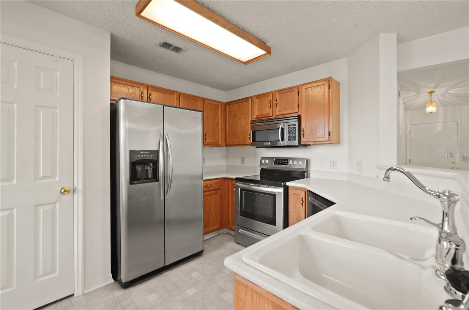 Condominium at 955 NORTHERN DANCER WAY #205, CASSELBERRY, photo 12 of 30