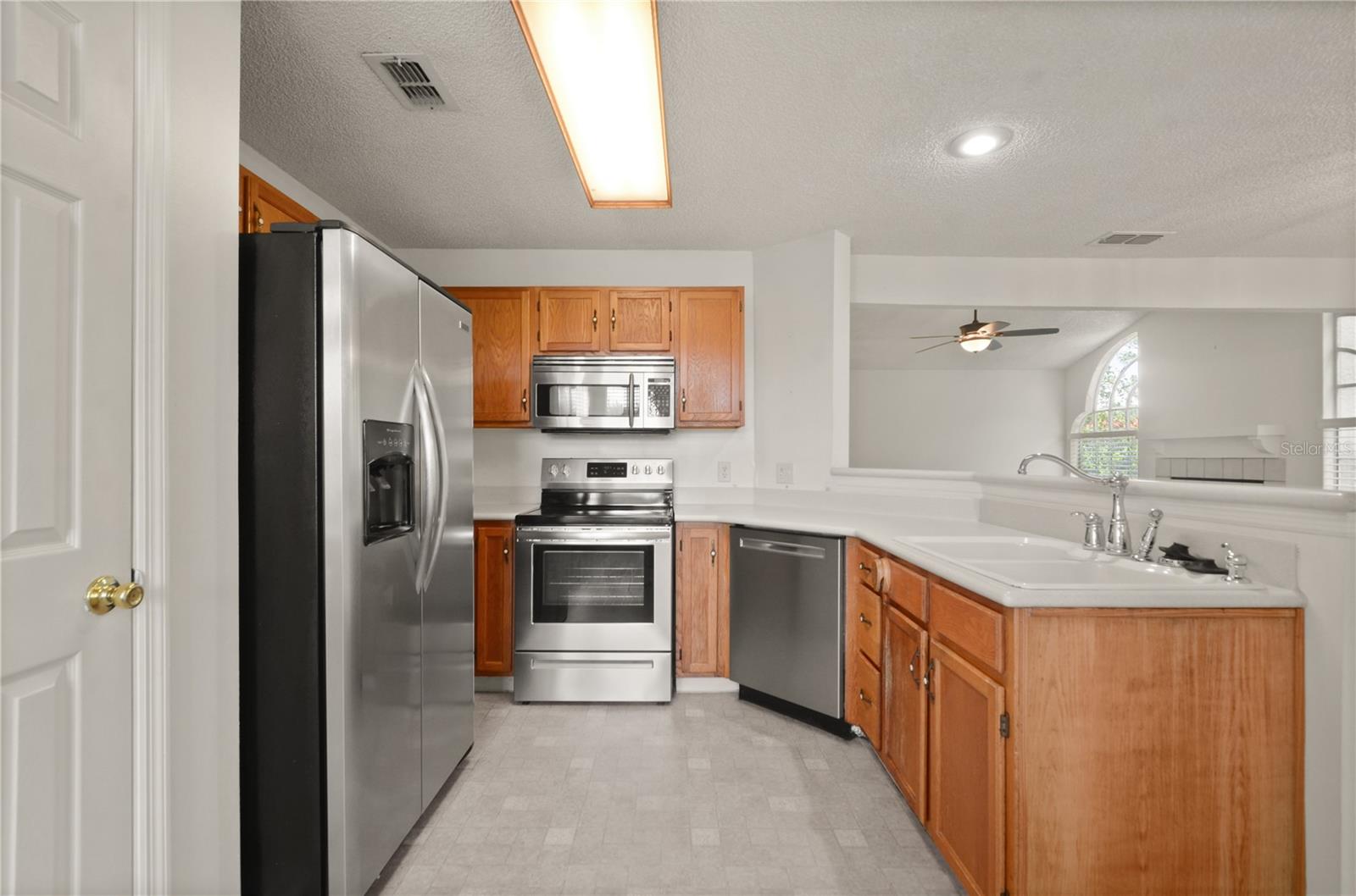 Condominium at 955 NORTHERN DANCER WAY #205, CASSELBERRY, photo 13 of 30