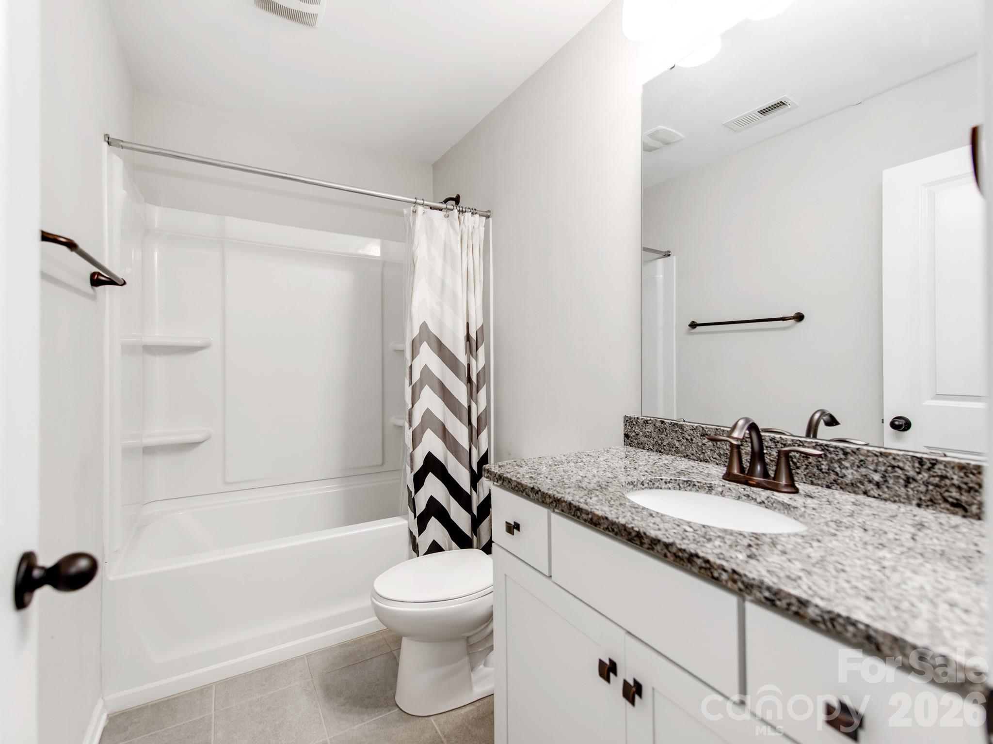 Single Family Residence at 11013 Charmont Place, Huntersville, photo 31 of 40