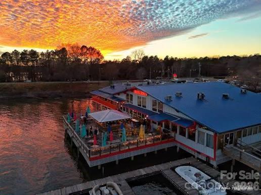 Keep going 10 more minutes and you can join the party on the deck of Papa Doc's. - 5042 Marci Lane, Belmont