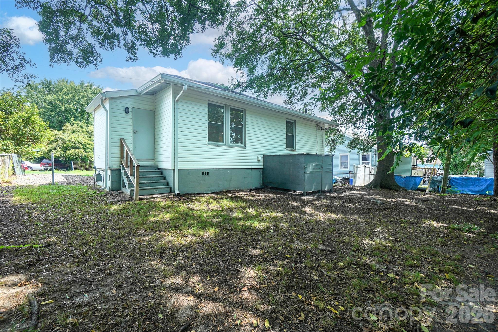 Single Family Residence at 1113 W 5th Avenue, Gastonia, photo 3 of 22