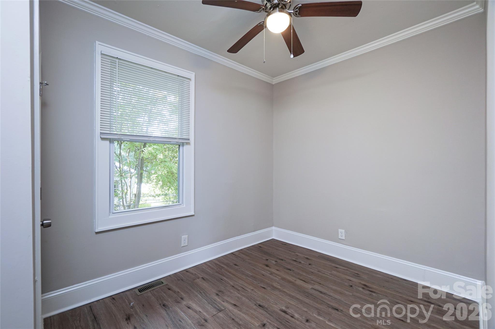 Single Family Residence at 1113 W 5th Avenue, Gastonia, photo 13 of 22