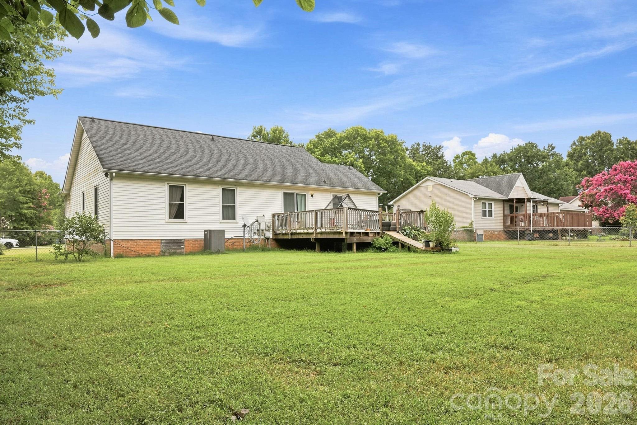 Single Family Residence at 610 Winding Way Drive, Monroe, photo 6 of 18