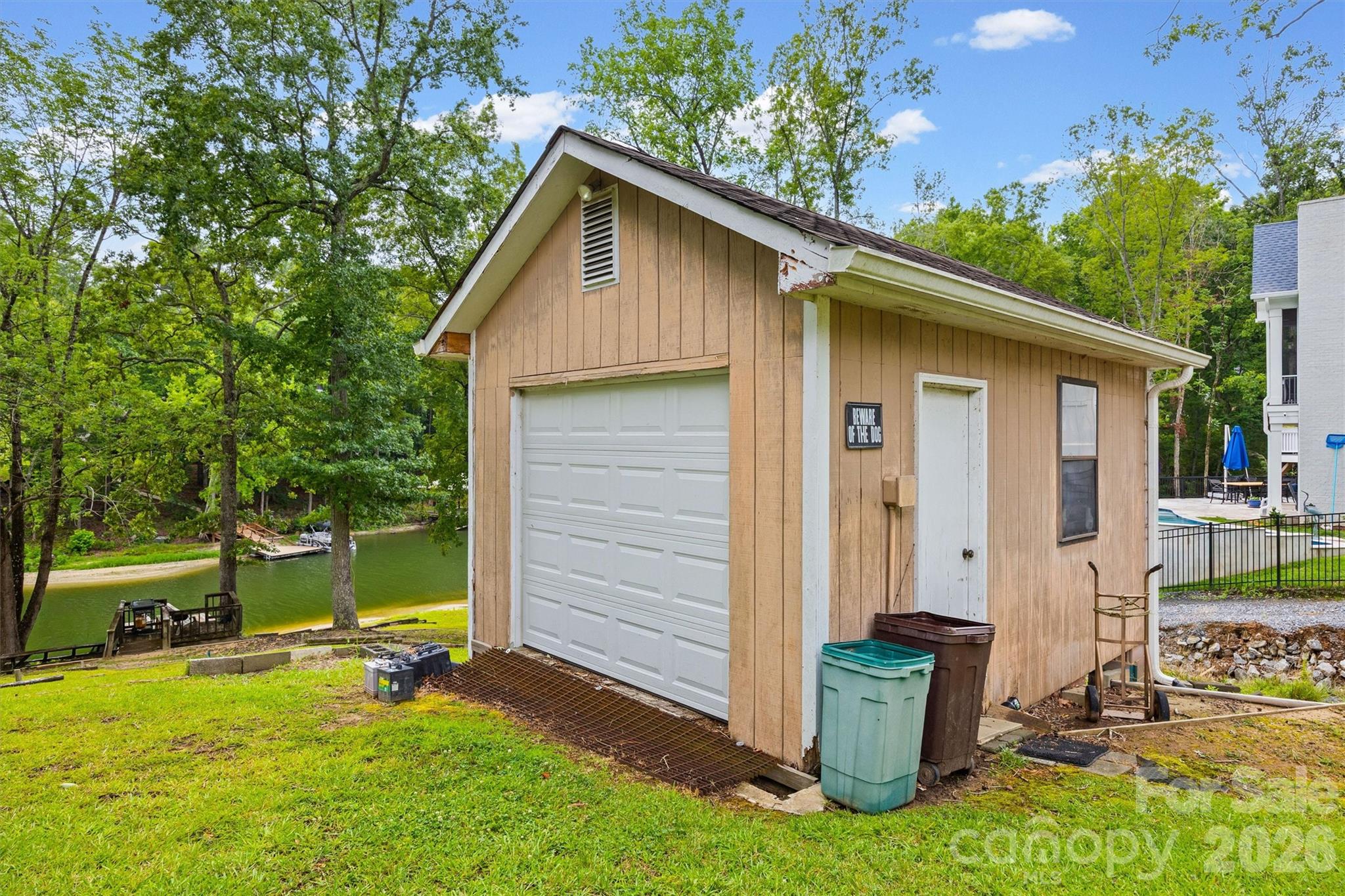 Single Family Residence at 2071 Chameleon Road, York, photo 32 of 46