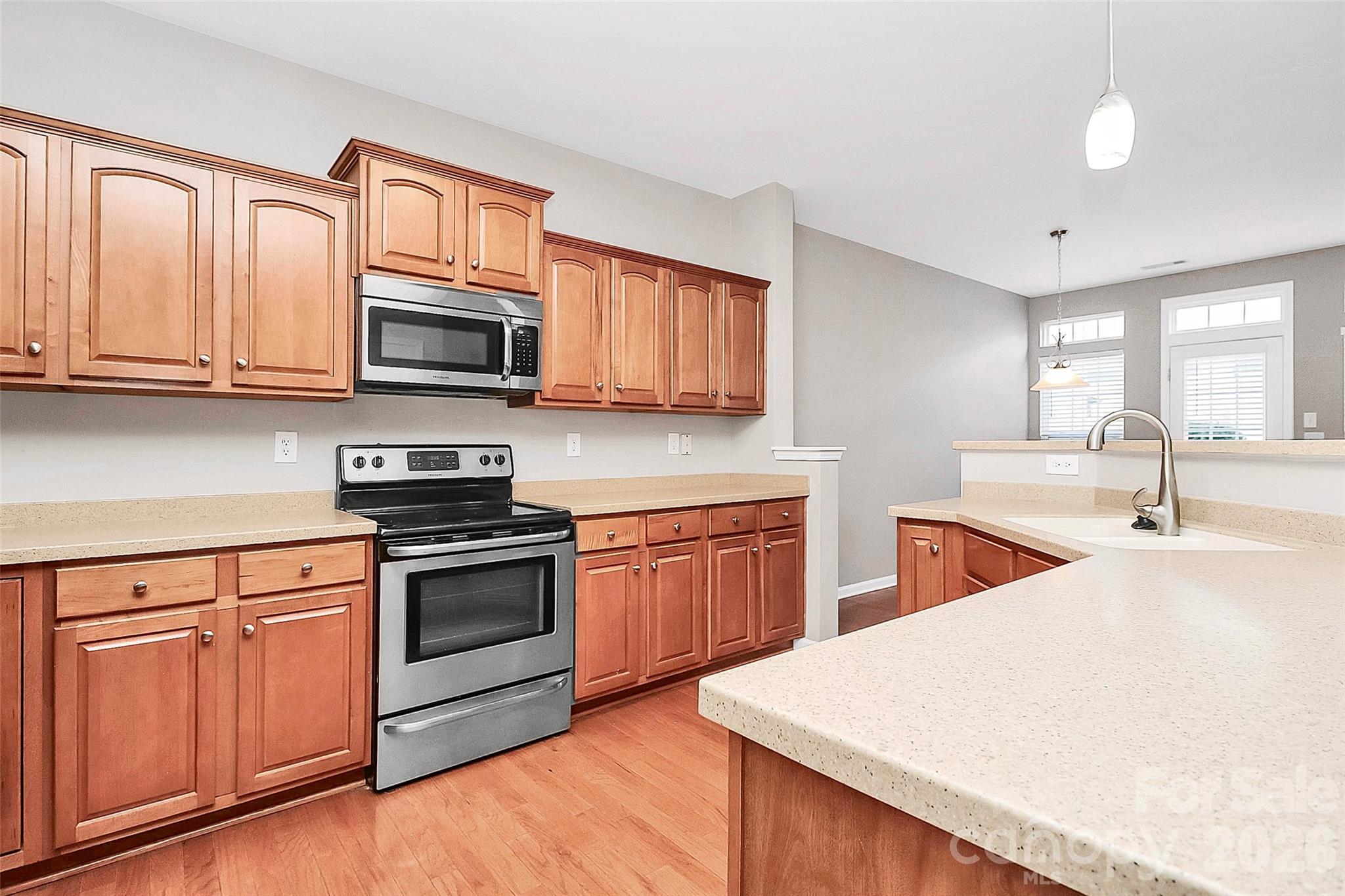 Townhouse at 16874 Hugh Torance Parkway, Huntersville, photo 8 of 34