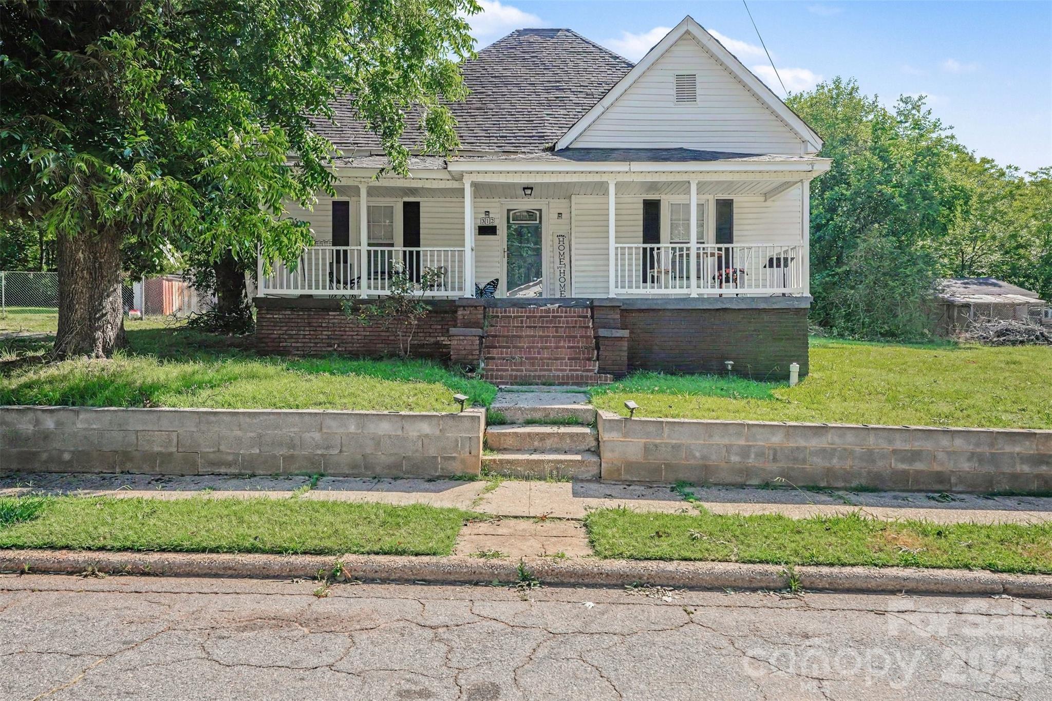 312 Vance Avenue