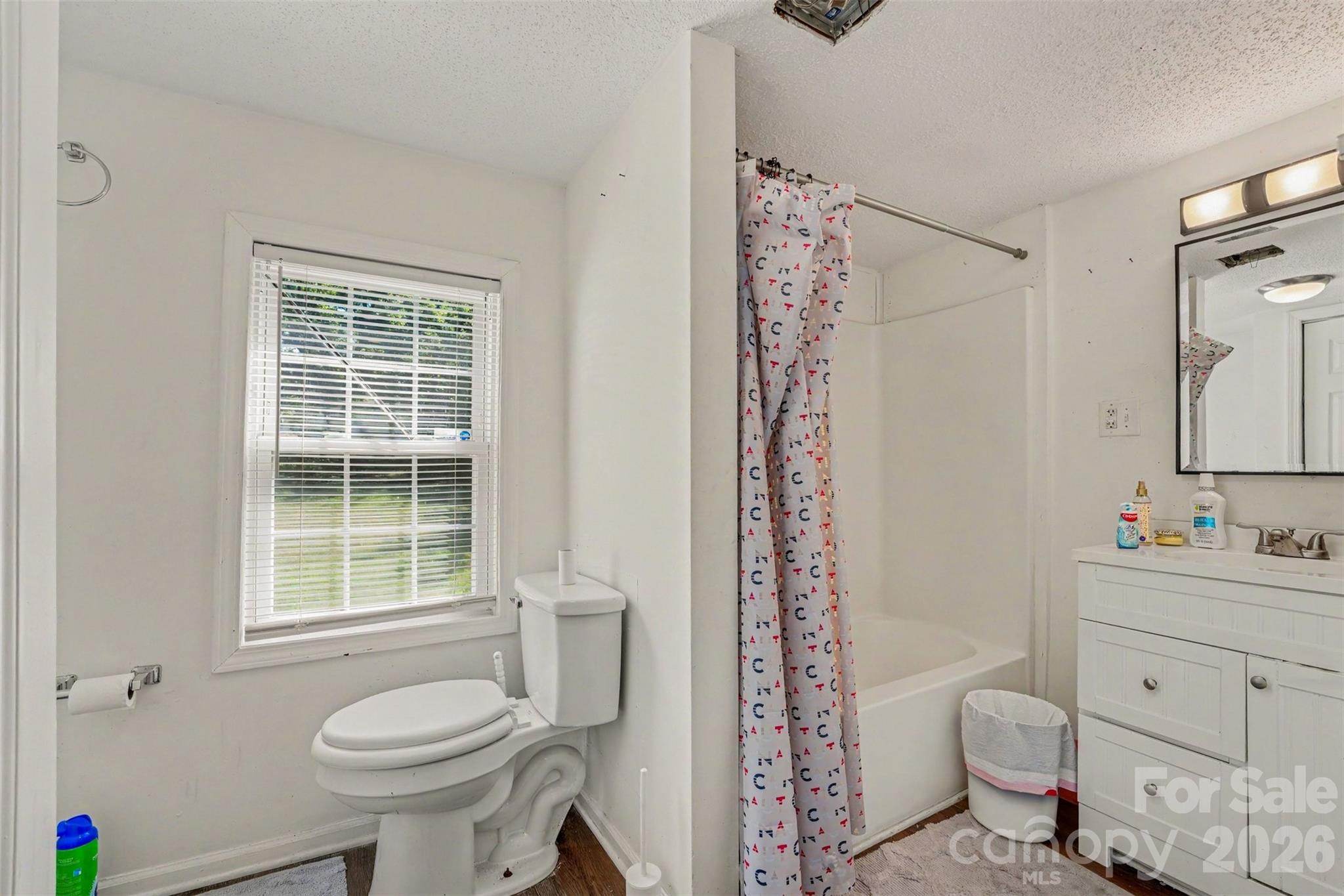 Single Family Residence at 312 Vance Avenue, Salisbury, photo 6 of 13