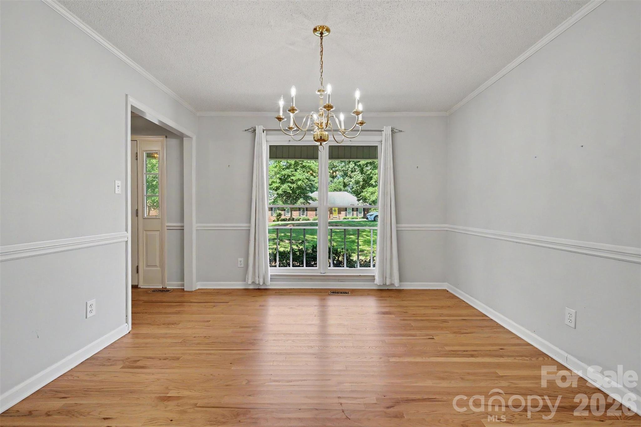 Single Family Residence at 121 Country Creek Drive, Kings Mountain, photo 13 of 33