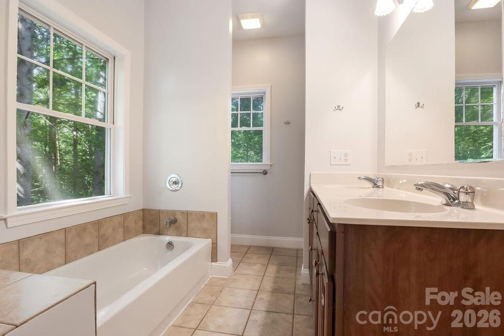 Single Family Residence at 46 Indian Summer Lane, Mill Spring, photo 12 of 30