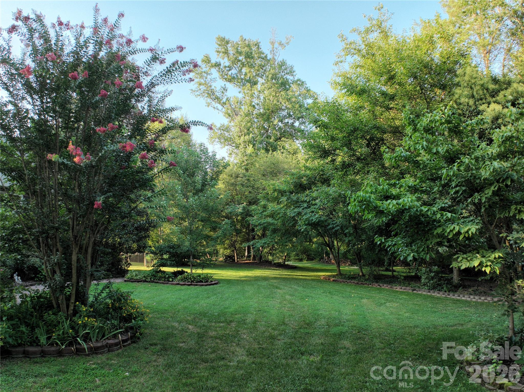 Private backyard - 119 Country Meadow Lane, Kings Mountain