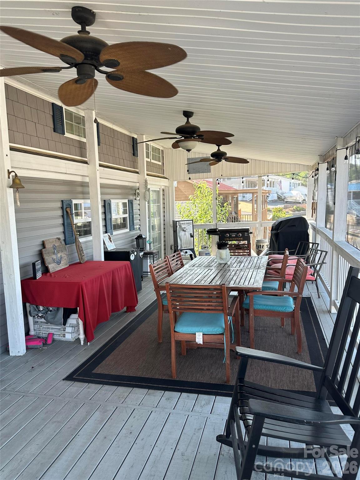 Single Family Residence at 195 Grand View Drive, New London, photo 4 of 17