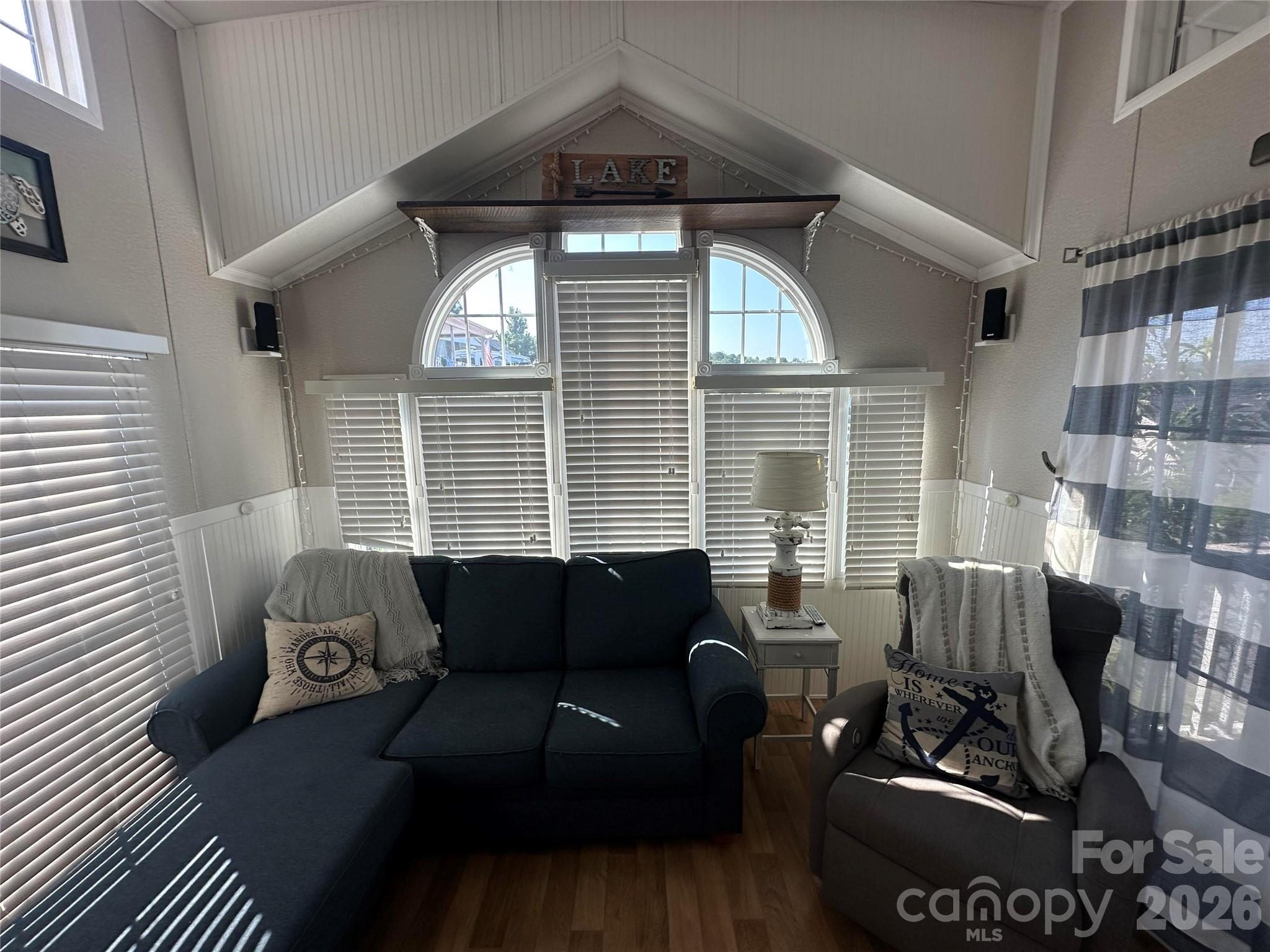 Single Family Residence at 195 Grand View Drive, New London, photo 8 of 17