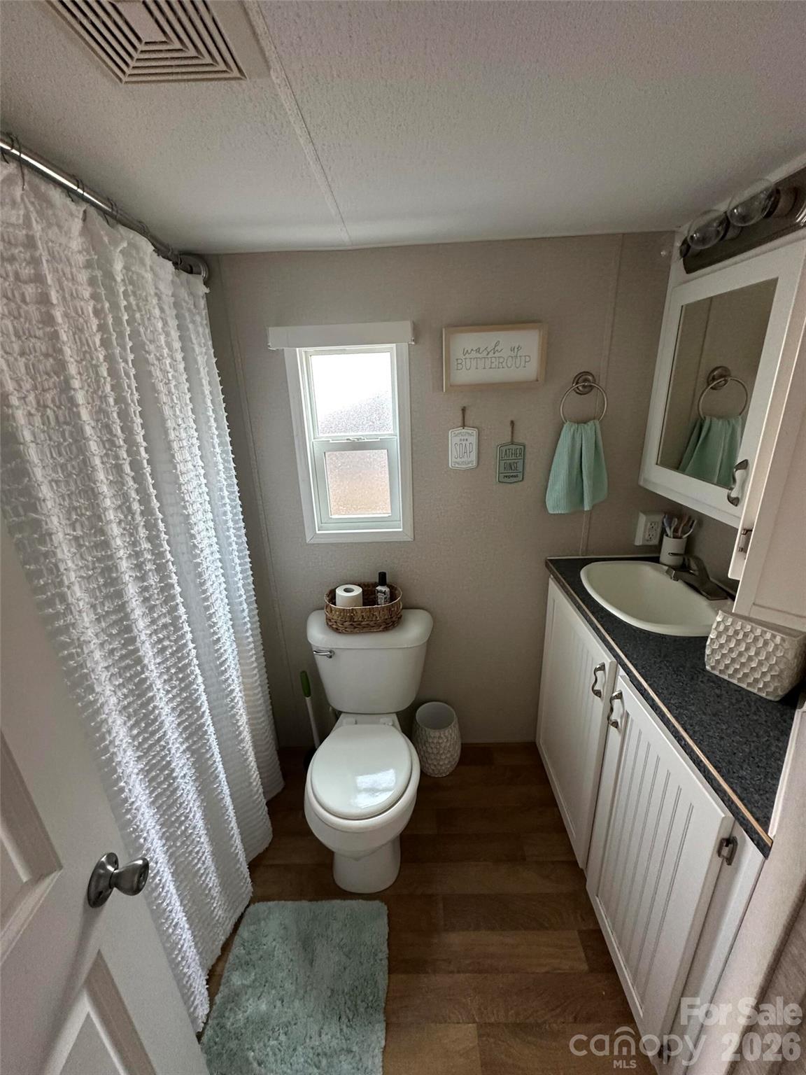 Single Family Residence at 195 Grand View Drive, New London, photo 14 of 17
