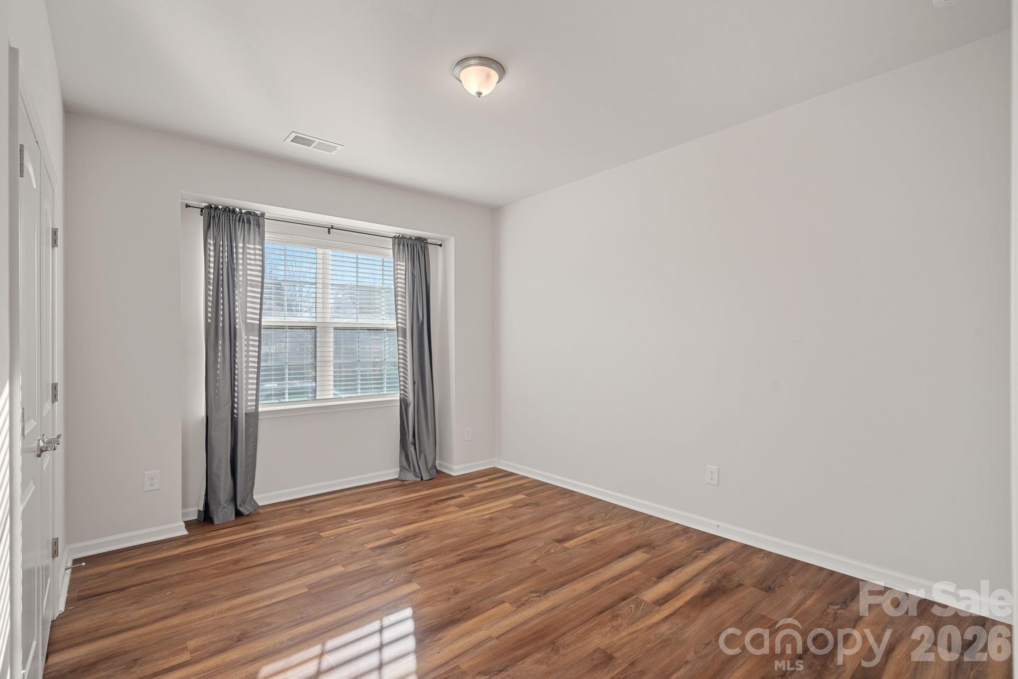Single Family Residence at 116 Van Gogh Trail, Mount Holly, photo 25 of 40